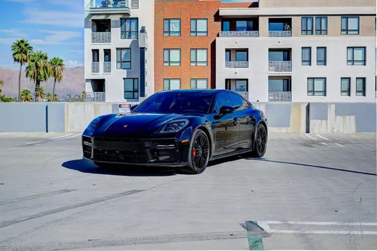 2026 Porsche Panamera GTS