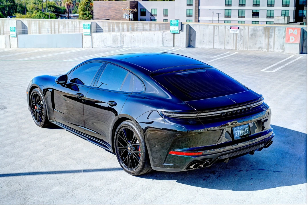 2026 Porsche 976 Panamera - Image 18 of 31