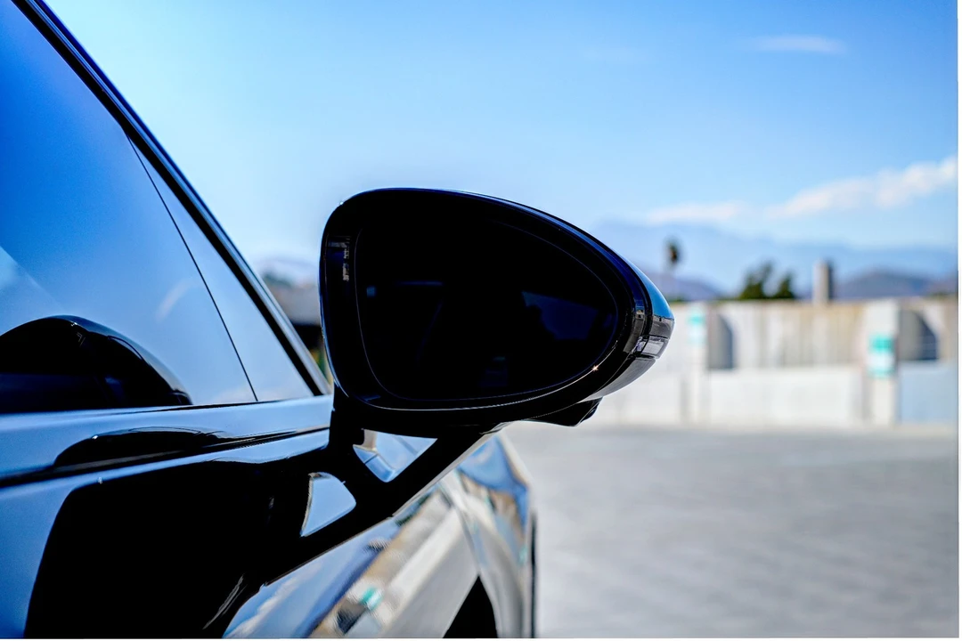 2026 Porsche 976 Panamera - Image 23 of 31