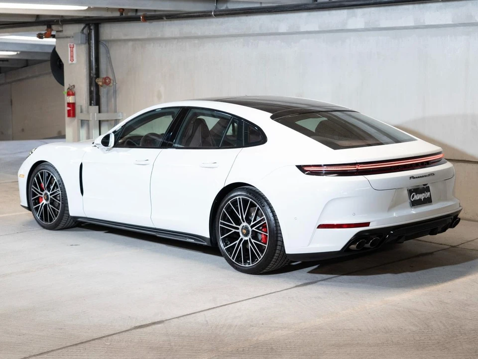 2026 Porsche Panamera - Image 3 of 30