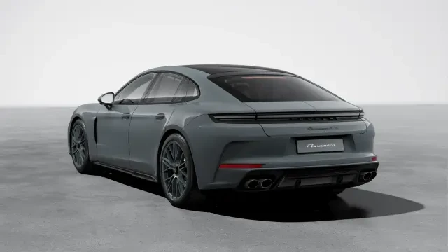 2026 Porsche Panamera - Image 22 of 31