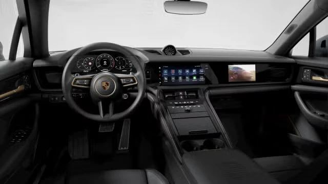 2026 Porsche Panamera - Image 26 of 31