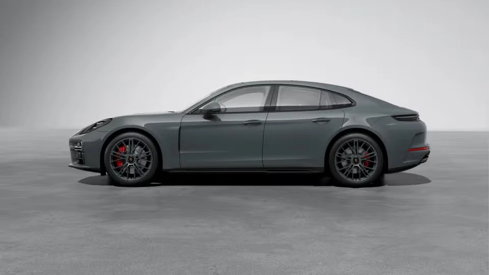 2026 Porsche Panamera - Image 11 of 31