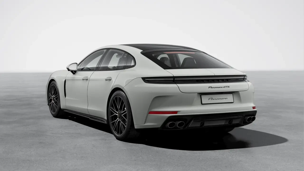 2026 Porsche Panamera - Image 24 of 31