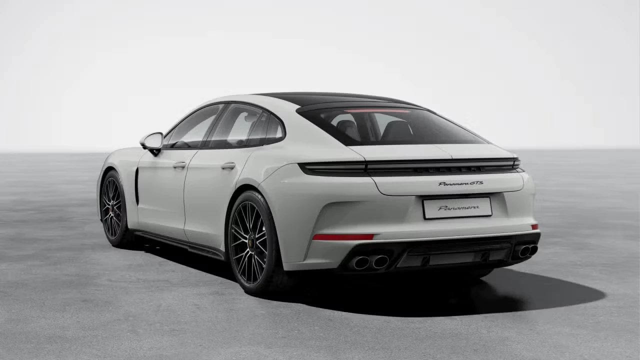 2026 Porsche Panamera - Image 20 of 31