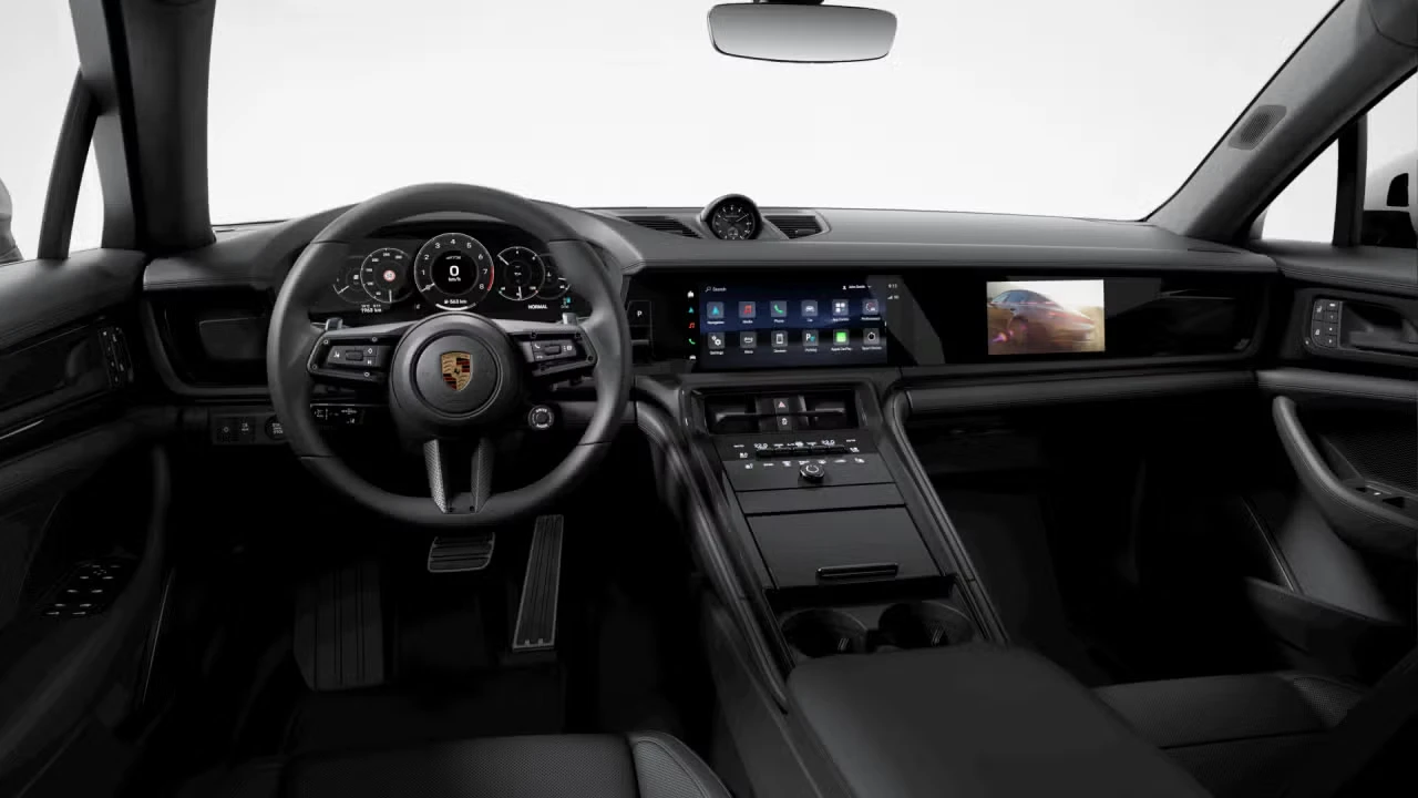 2026 Porsche Panamera - Image 28 of 31