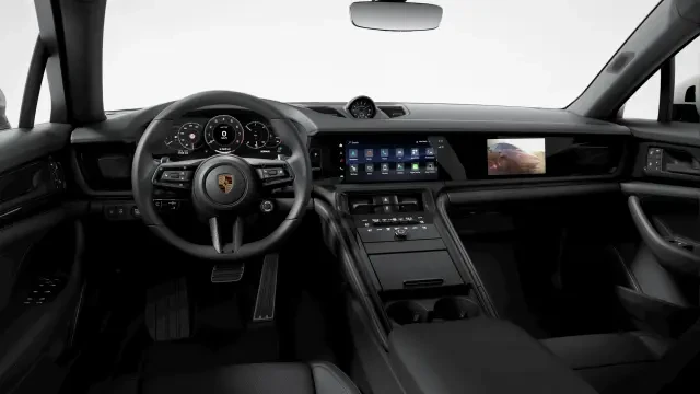 2026 Porsche Panamera - Image 30 of 31