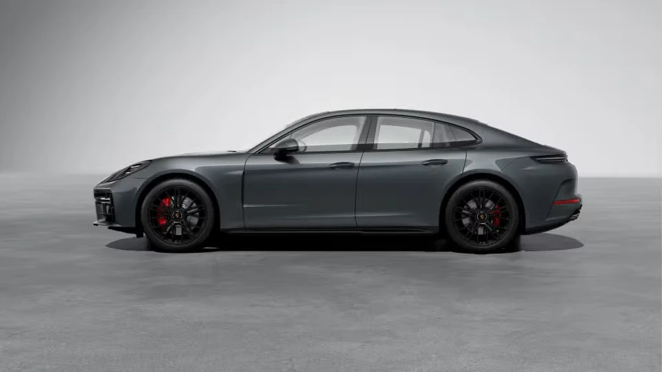 2026 Porsche Panamera - Image 11 of 31