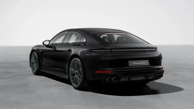 2026 Porsche Panamera - Image 22 of 31