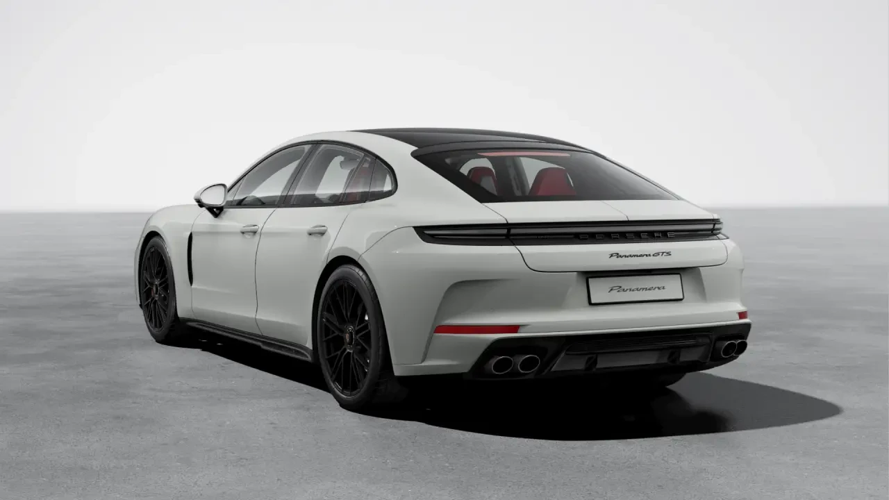 2026 Porsche Panamera - Image 24 of 31