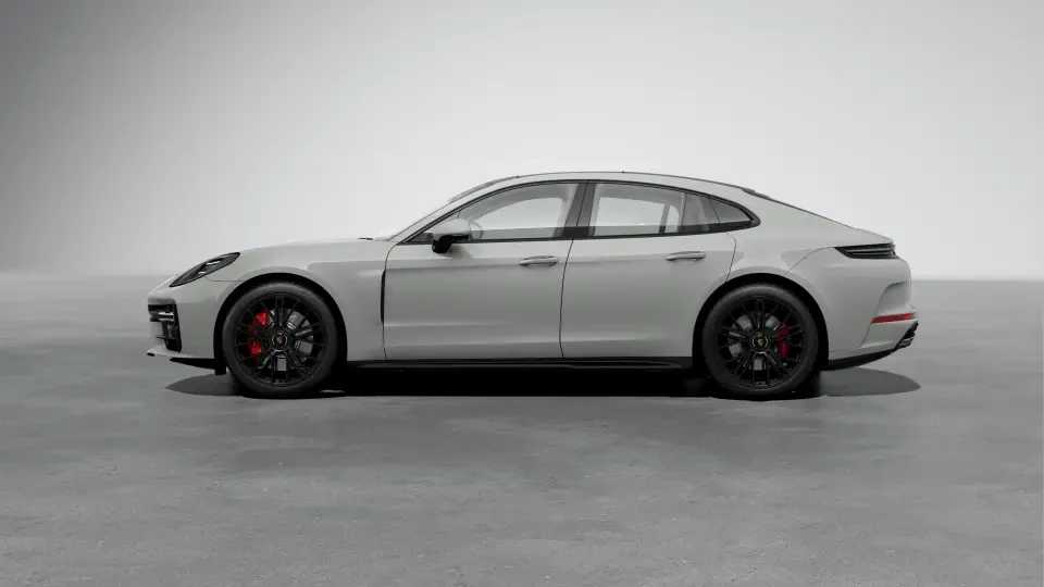 2026 Porsche Panamera - Image 15 of 31