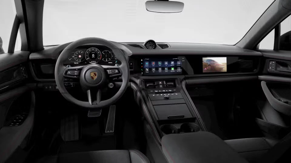 2026 Porsche Panamera - Image 27 of 30