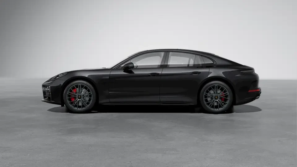 2026 Porsche Panamera - Image 15 of 31