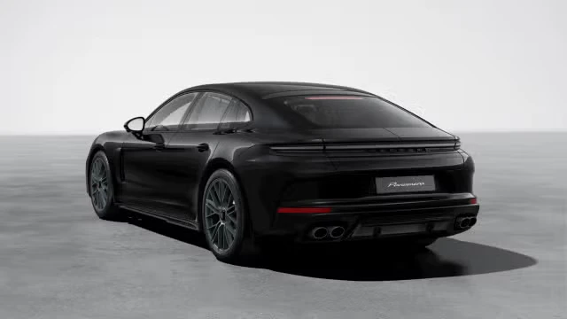 2026 Porsche Panamera - Image 18 of 31