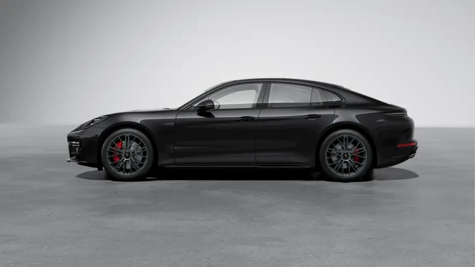 2026 Porsche Panamera - Image 15 of 31
