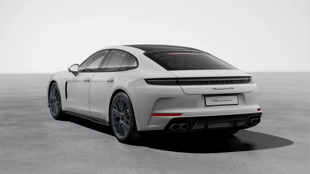 2026 Porsche Panamera - Image 20 of 31