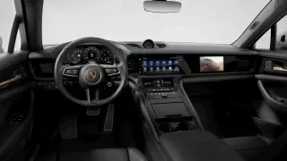 2026 Porsche Panamera - Image 29 of 31