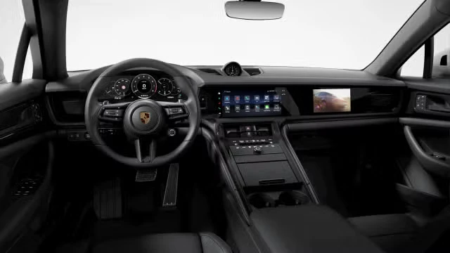 2026 Porsche Panamera - Image 26 of 31