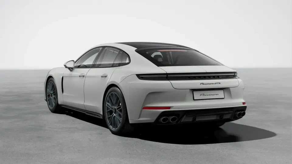 2026 Porsche Panamera - Image 23 of 31