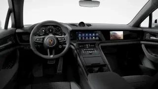 2026 Porsche Panamera - Image 29 of 31