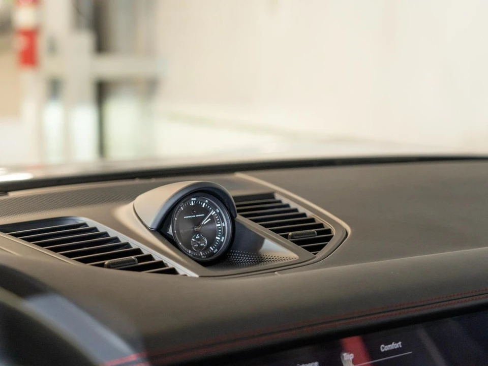 2026 Porsche 976 Panamera - Image 19 of 29