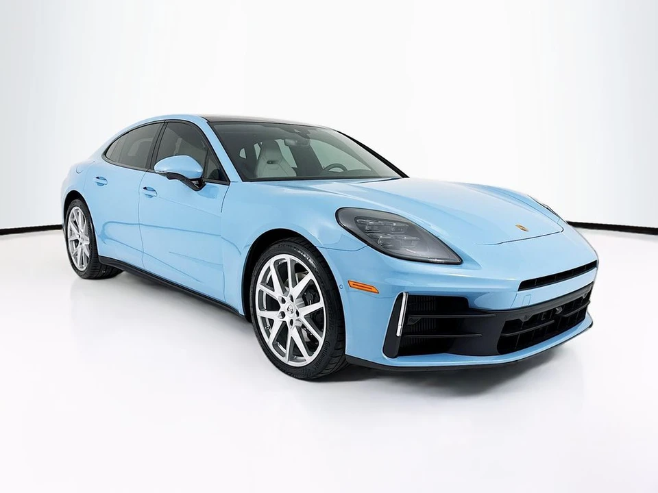 2026 Porsche 976 Panamera - Image 7 of 31
