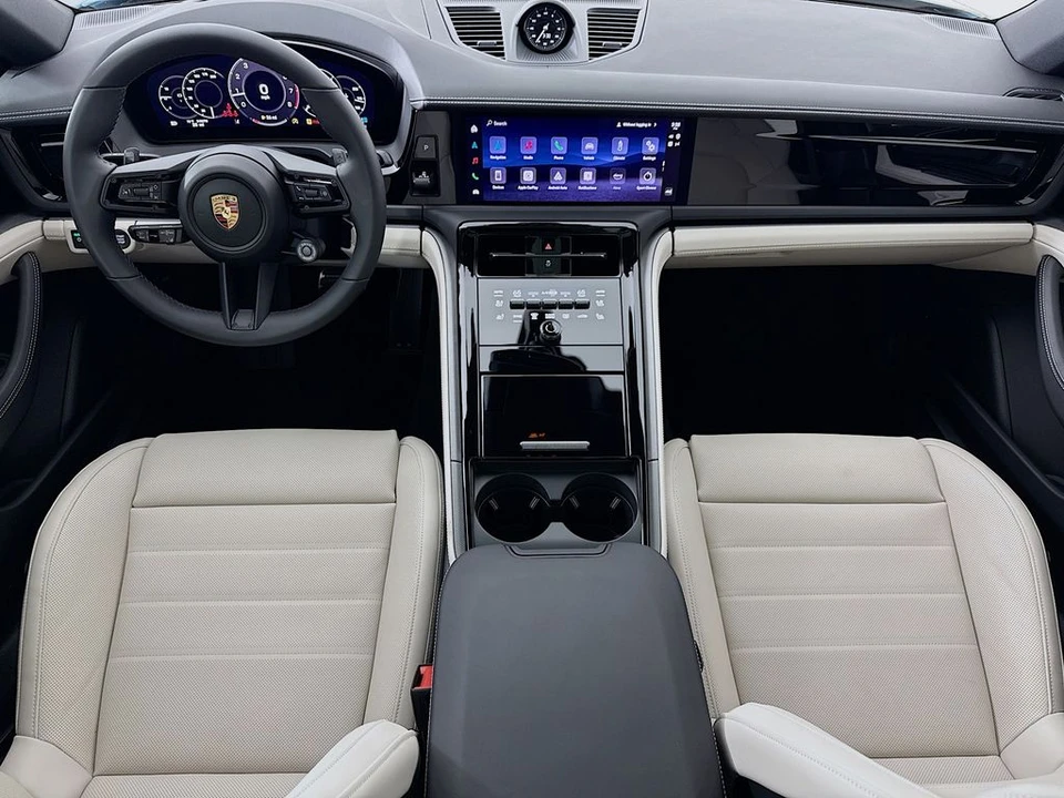 2026 Porsche 976 Panamera - Image 29 of 31