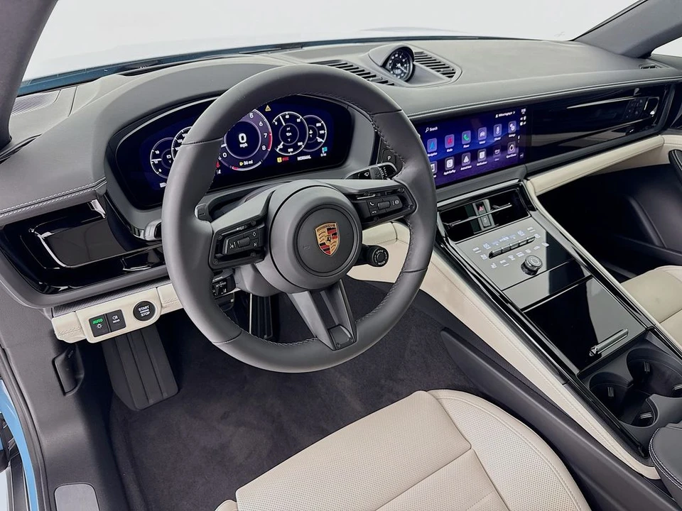 2026 Porsche 976 Panamera - Image 4 of 31