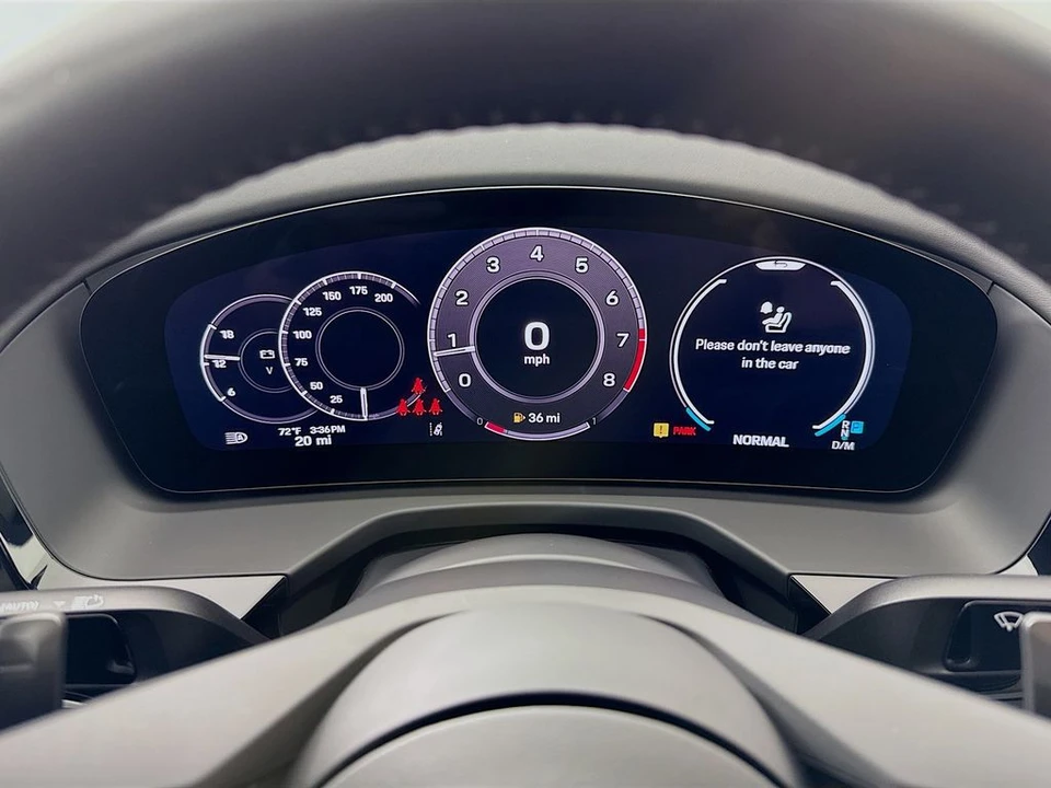 2026 Porsche 976 Panamera - Image 18 of 31