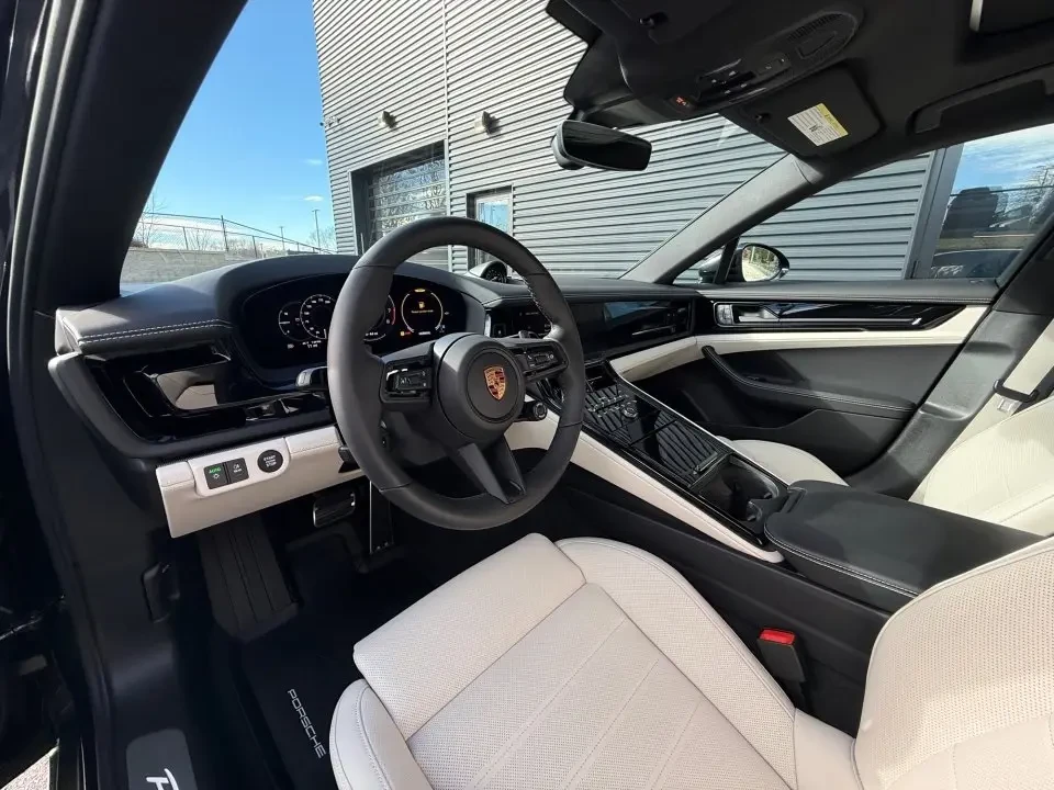 2026 Porsche 976 Panamera - Image 5 of 12