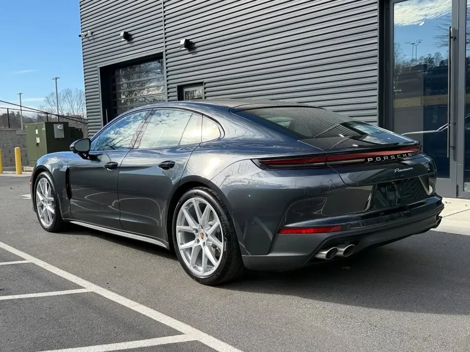 2026 Porsche 976 Panamera - Image 4 of 12