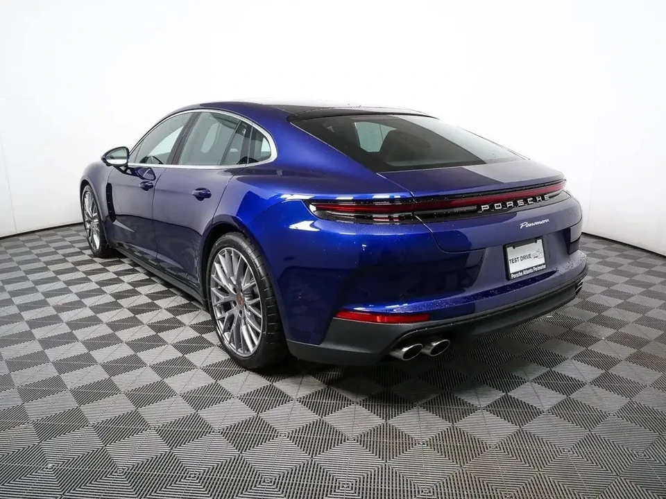 2026 Porsche 976 Panamera - Image 3 of 6