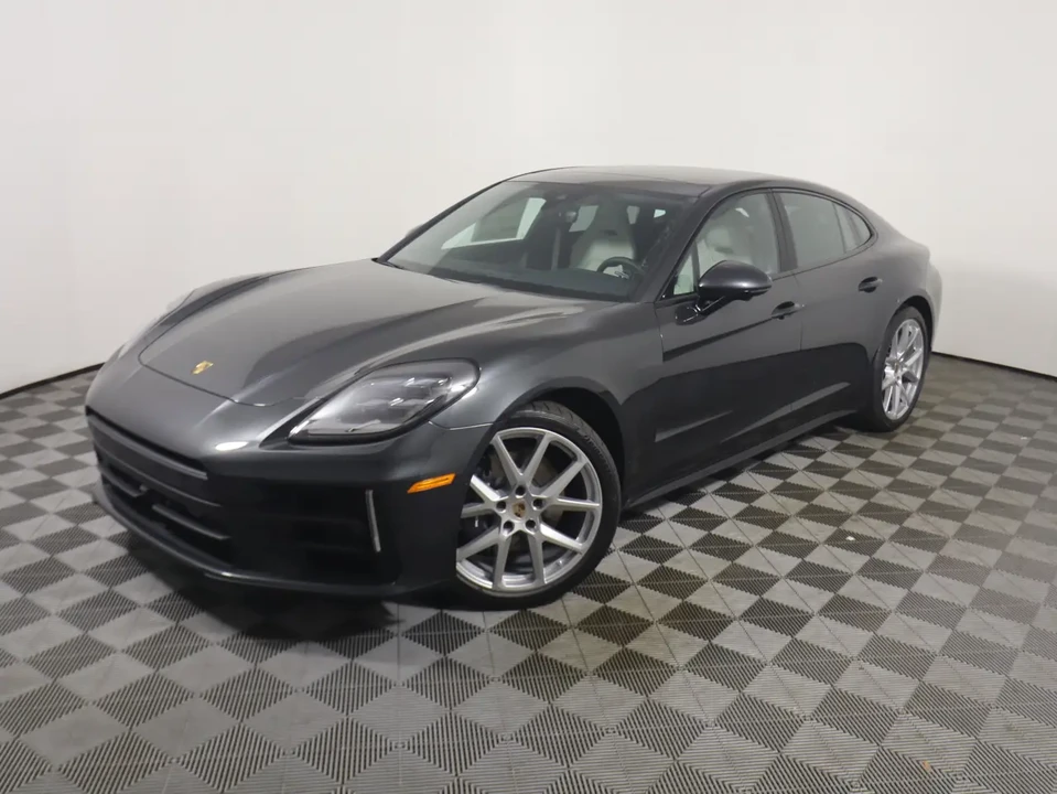 2026 Porsche 976 Panamera - Image 2 of 12