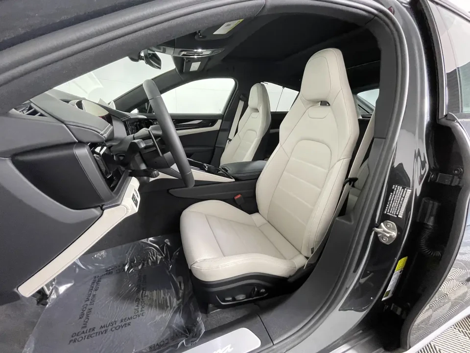 2026 Porsche 976 Panamera - Image 5 of 12
