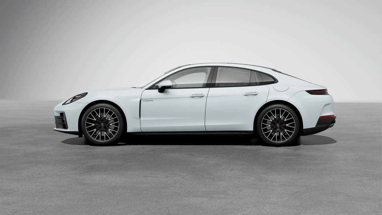 2026 Porsche 976 Panamera - Image 2 of 10