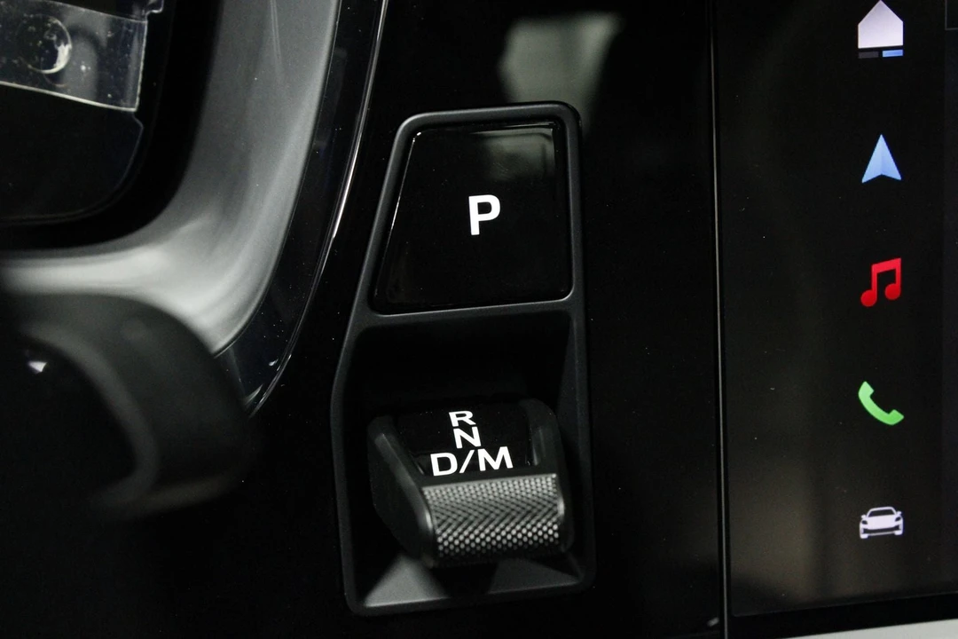 2026 Porsche 976 Panamera - Image 26 of 31