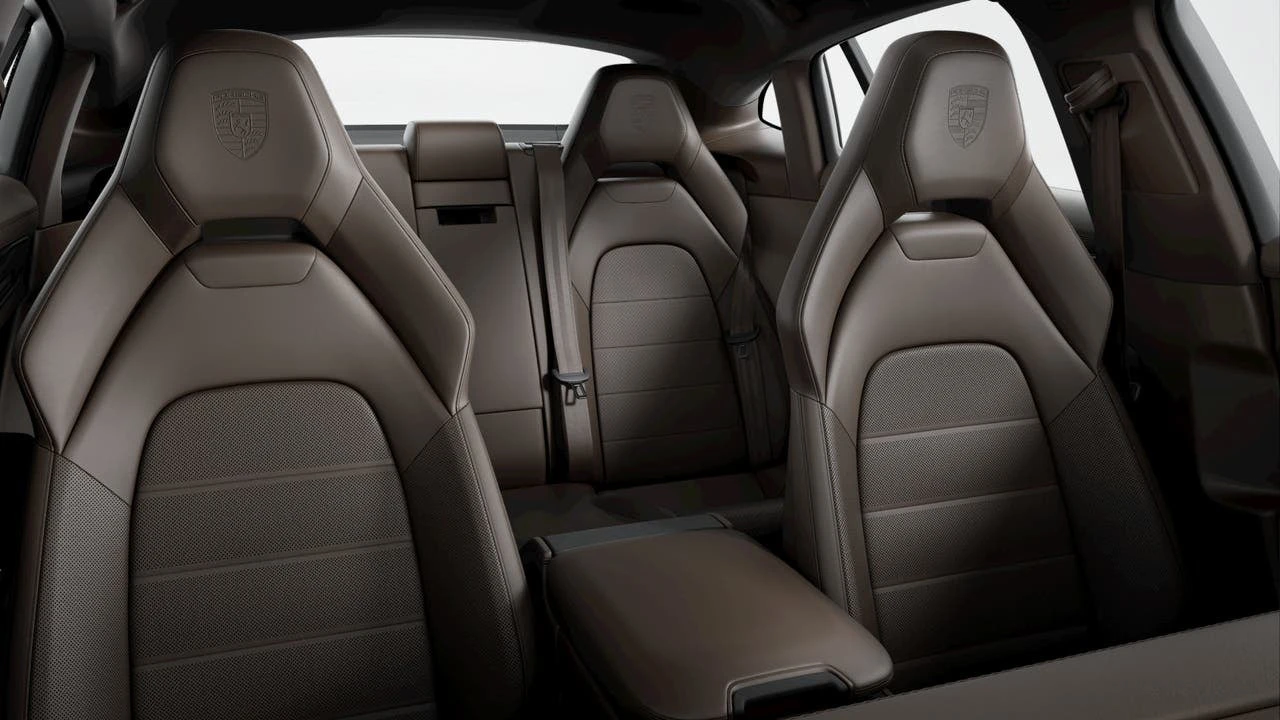 2026 Porsche 976 Panamera - Image 9 of 10