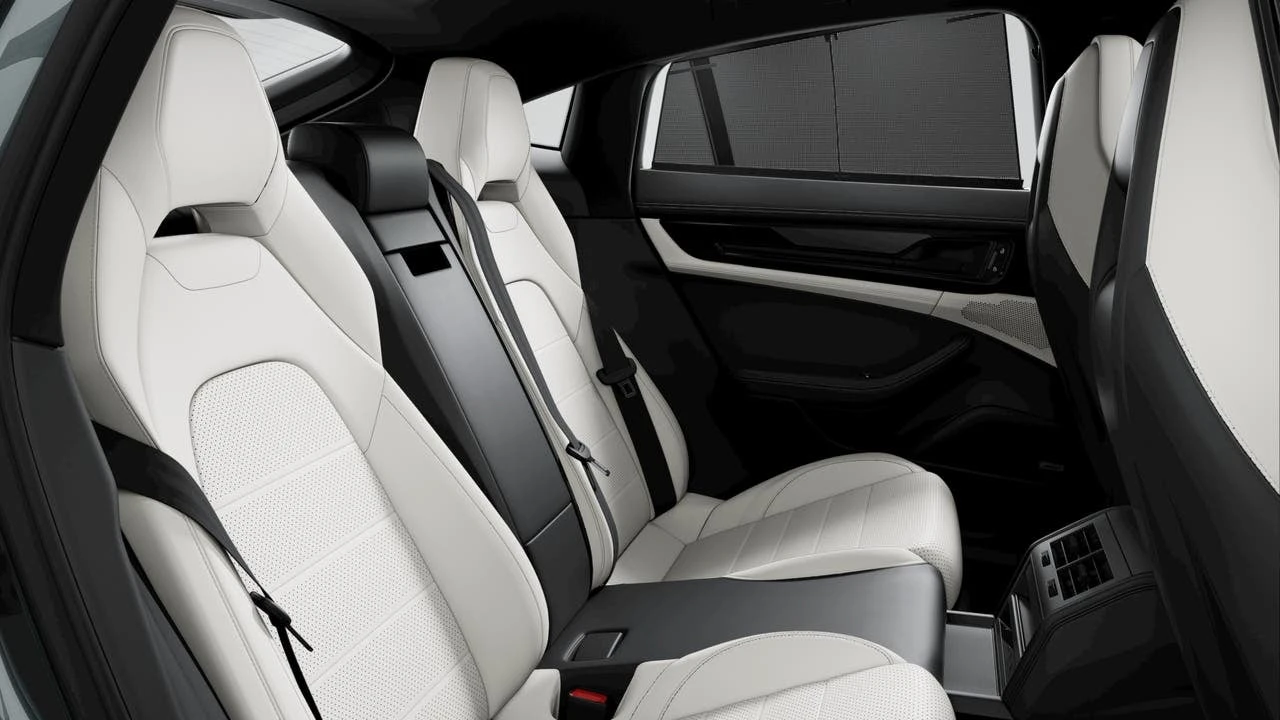 2026 Porsche Panamera - Image 10 of 10