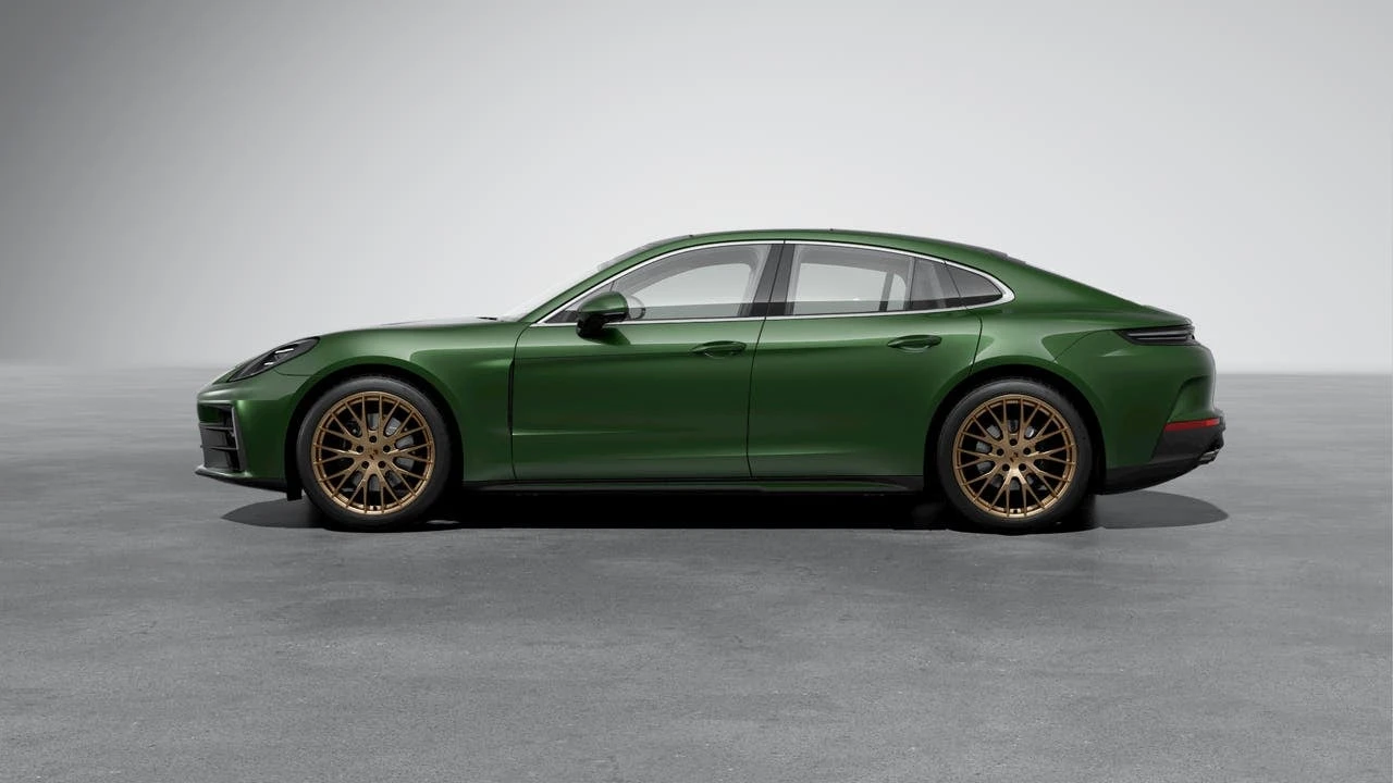 2026 Porsche 976 Panamera - Image 2 of 10