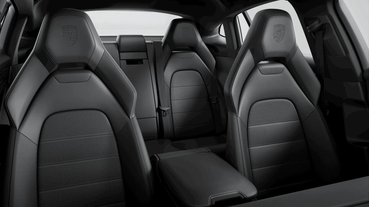 2026 Porsche 976 Panamera - Image 9 of 10