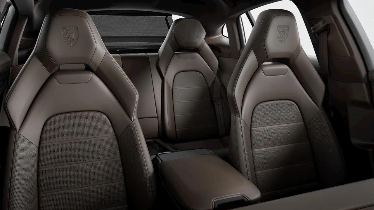 2026 Porsche 976 Panamera - Image 9 of 10
