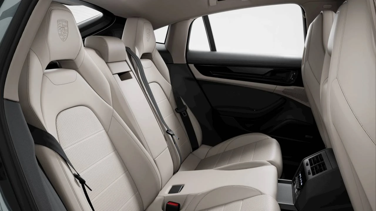 2026 Porsche 976 Panamera - Image 10 of 10