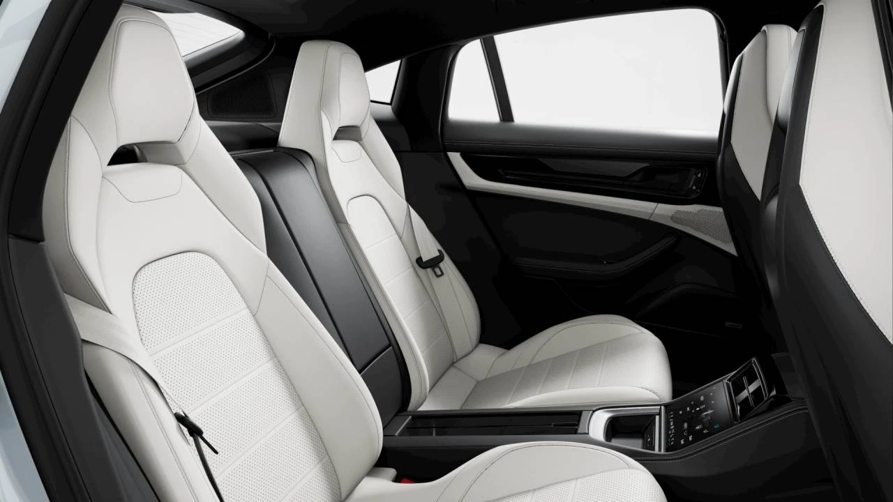 2026 Porsche 976 Panamera - Image 10 of 10