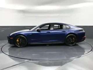 2026 Porsche 976 Panamera Turbo - Image 2 of 4