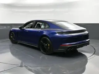 2026 Porsche 976 Panamera Turbo - Image 3 of 4