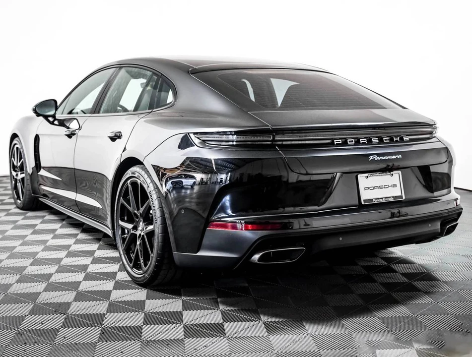 2026 Porsche 976 Panamera - Image 3 of 4