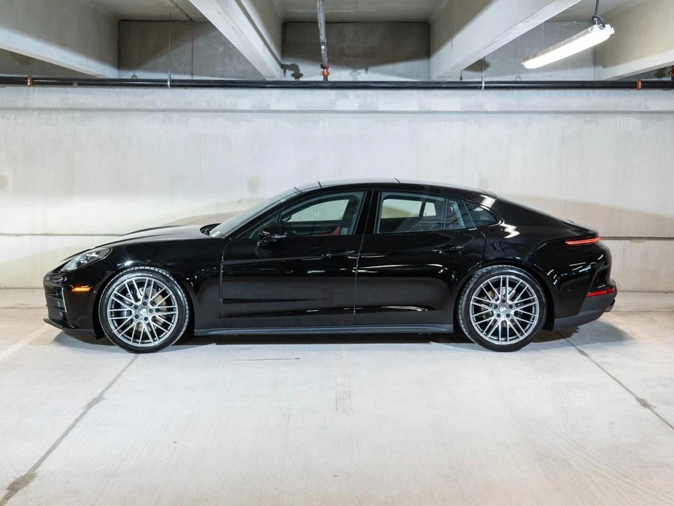 2026 Porsche 976 Panamera - Image 2 of 28