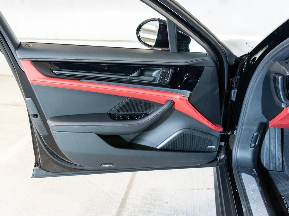 2026 Porsche 976 Panamera - Image 16 of 28