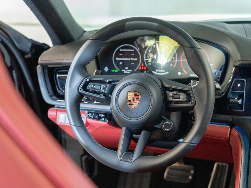 2026 Porsche 976 Panamera - Image 27 of 28