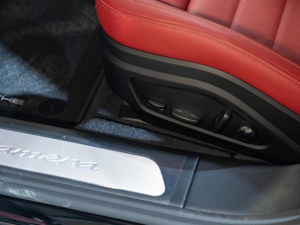 2026 Porsche 976 Panamera - Image 13 of 28